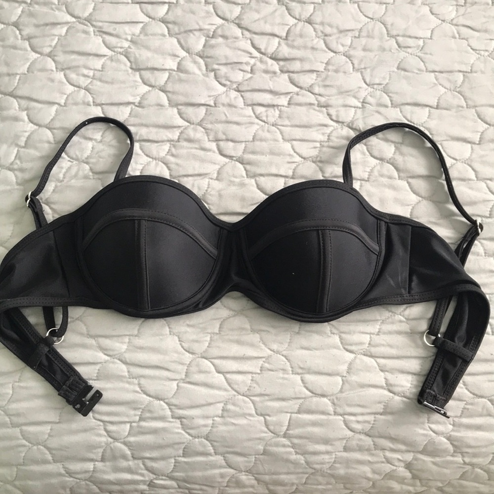 Bikini top